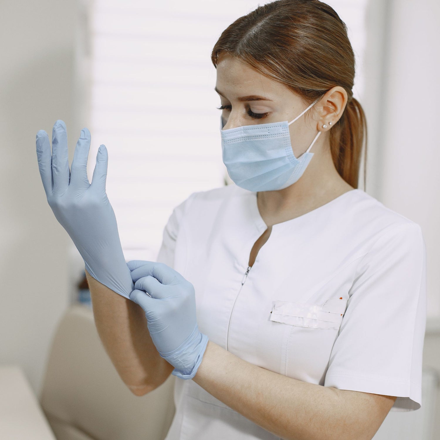 medical nitrile gloves