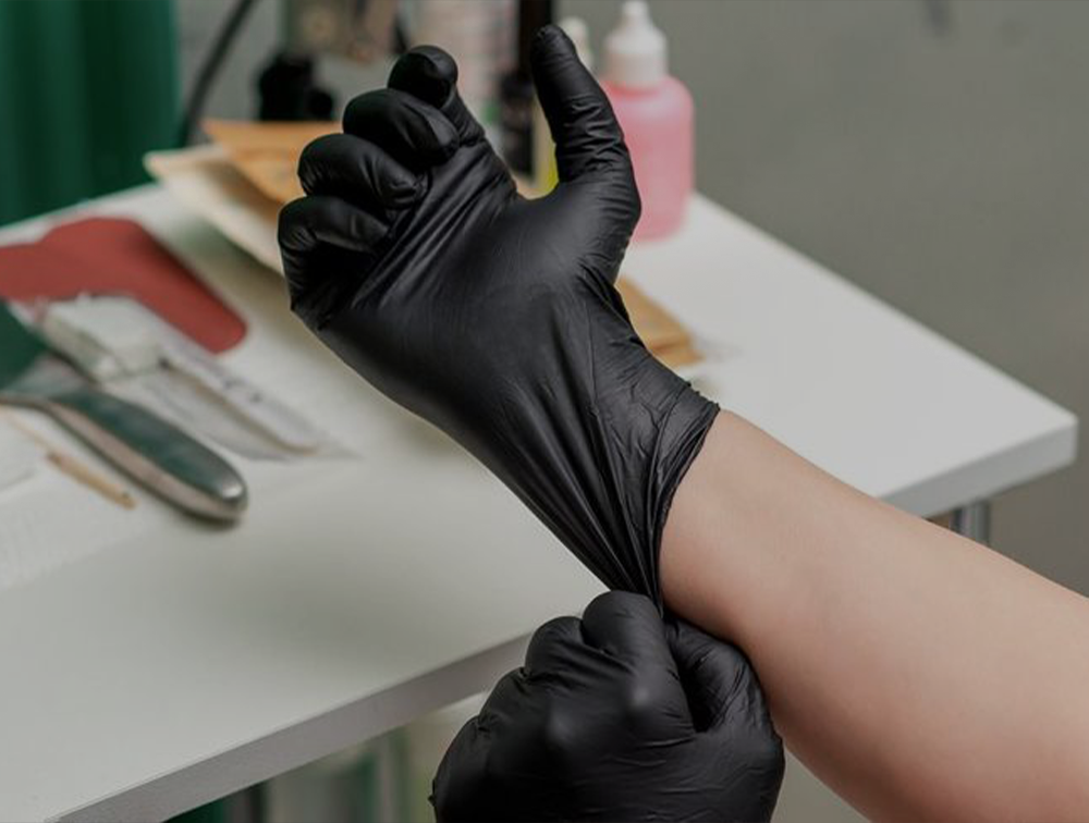 Aurelia Sonic 100 Nitrile Gloves - Black